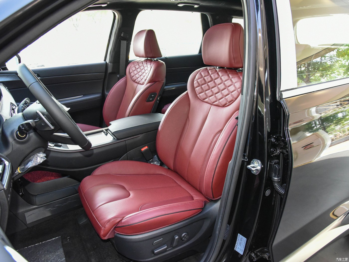 家用很合适 30万买3.5L V6自吸、7座SUV划算吗？