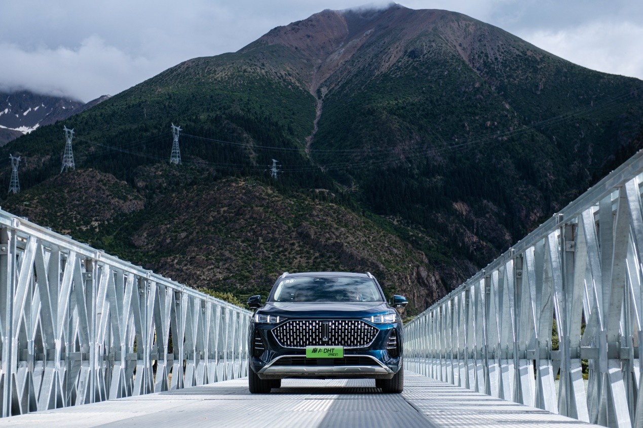 1220公里天堑通途 摩卡DHT-PHEV打开续航0焦虑进藏的正确方式