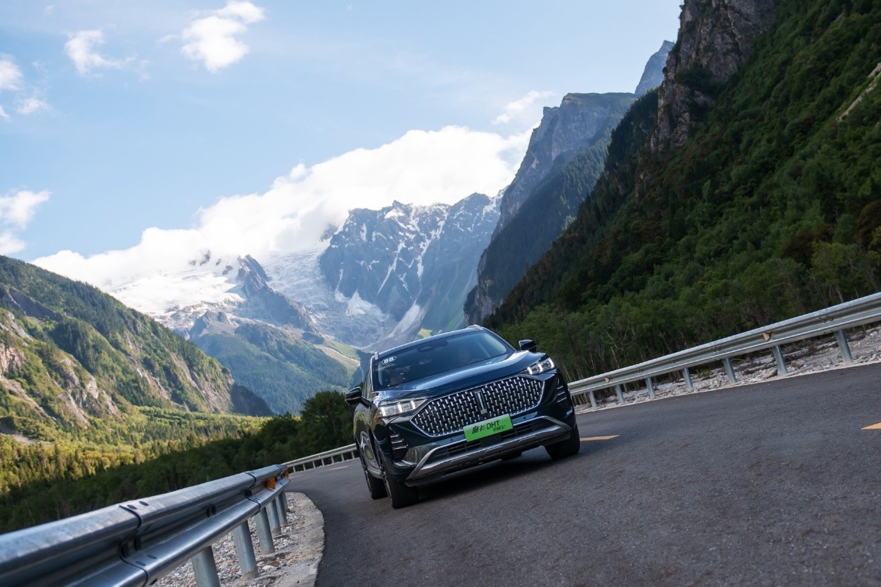 1220公里天堑通途 摩卡DHT-PHEV打开续航0焦虑进藏的正确方式